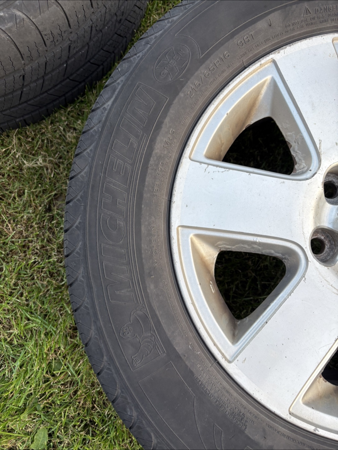 Sets of Tires for Toyota sienna 210/65/R16 - photo 3