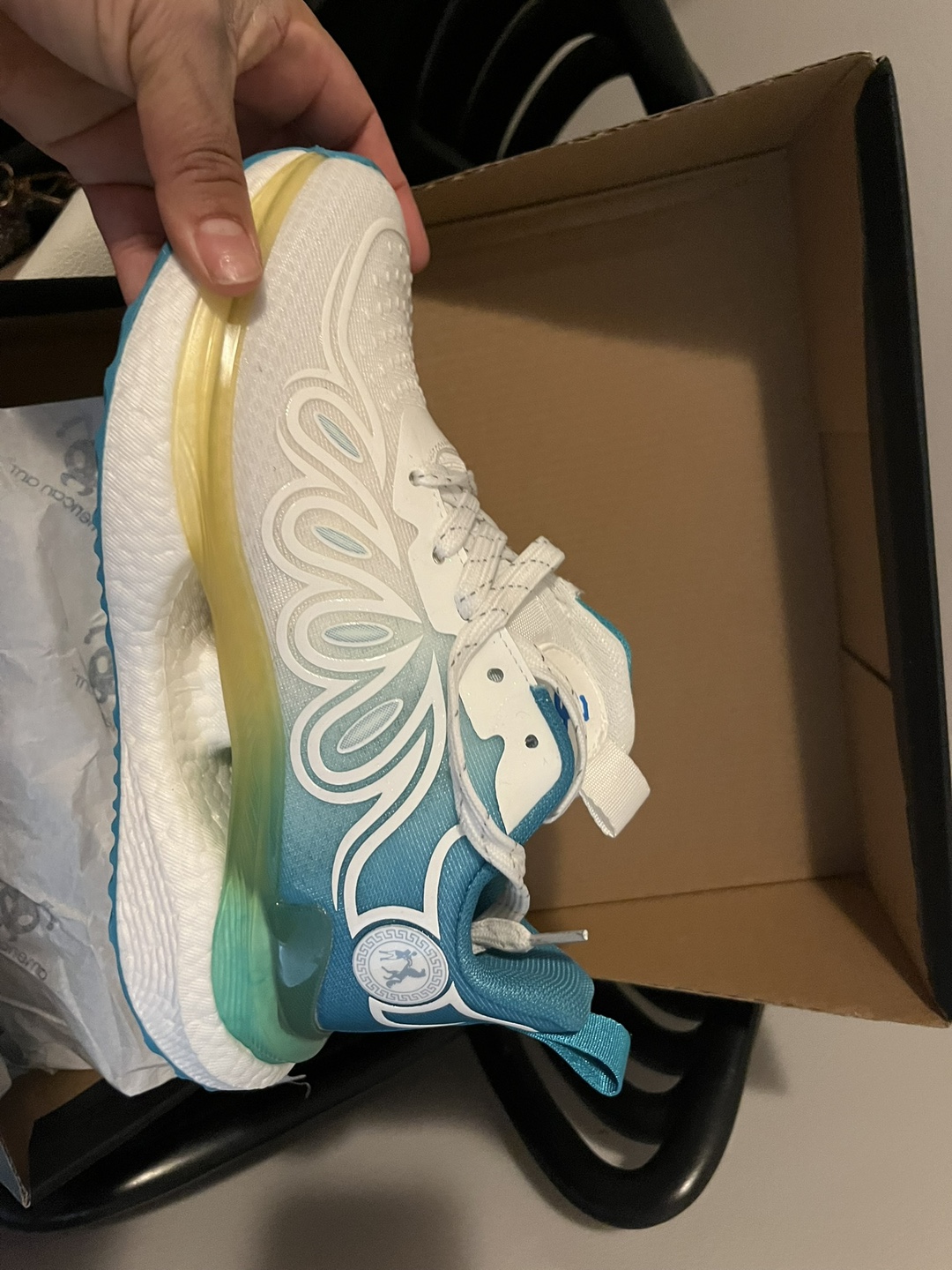 White and Blue Sneakers Size 6 - photo 3