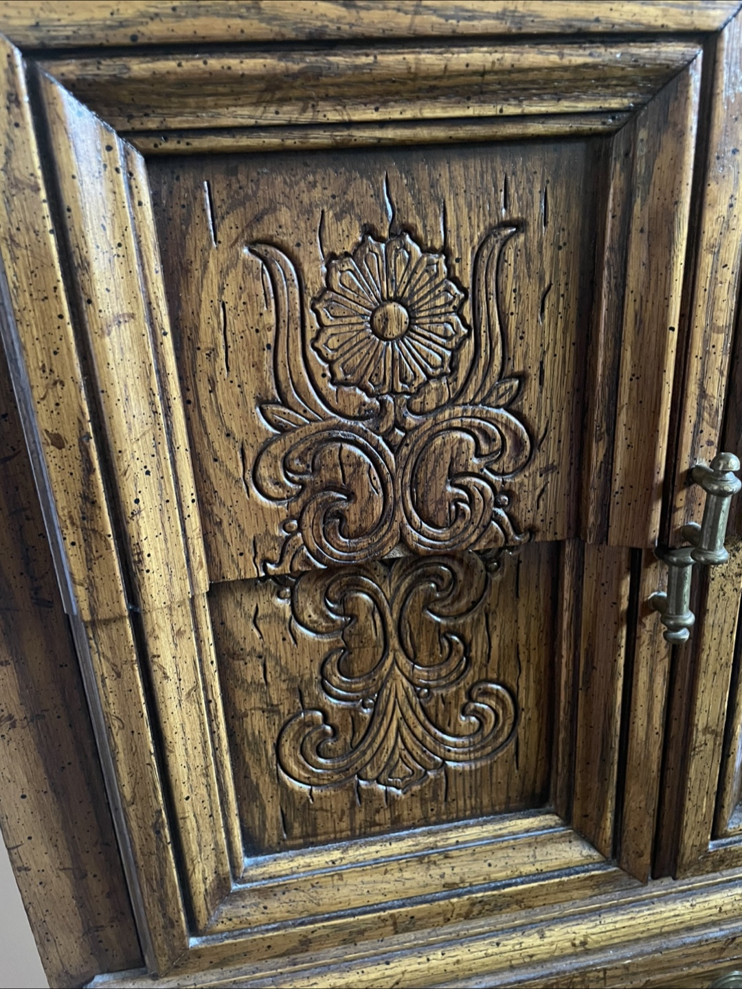 Dresser - photo 2