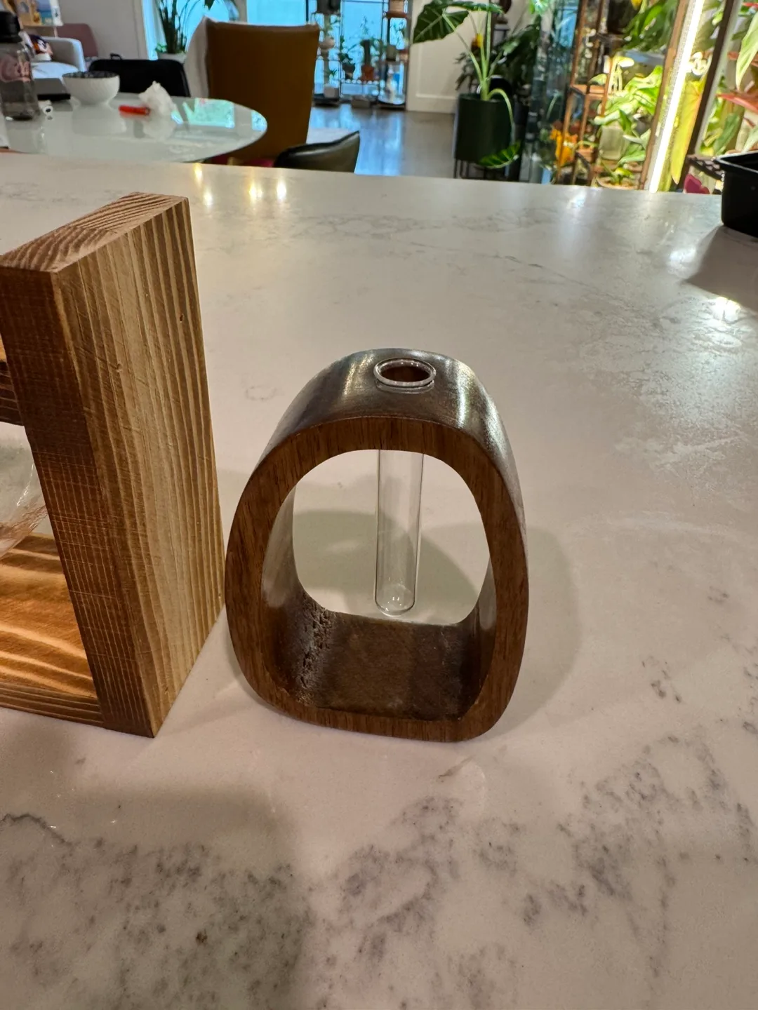 Wooden Plant propogation station image indicator(2)