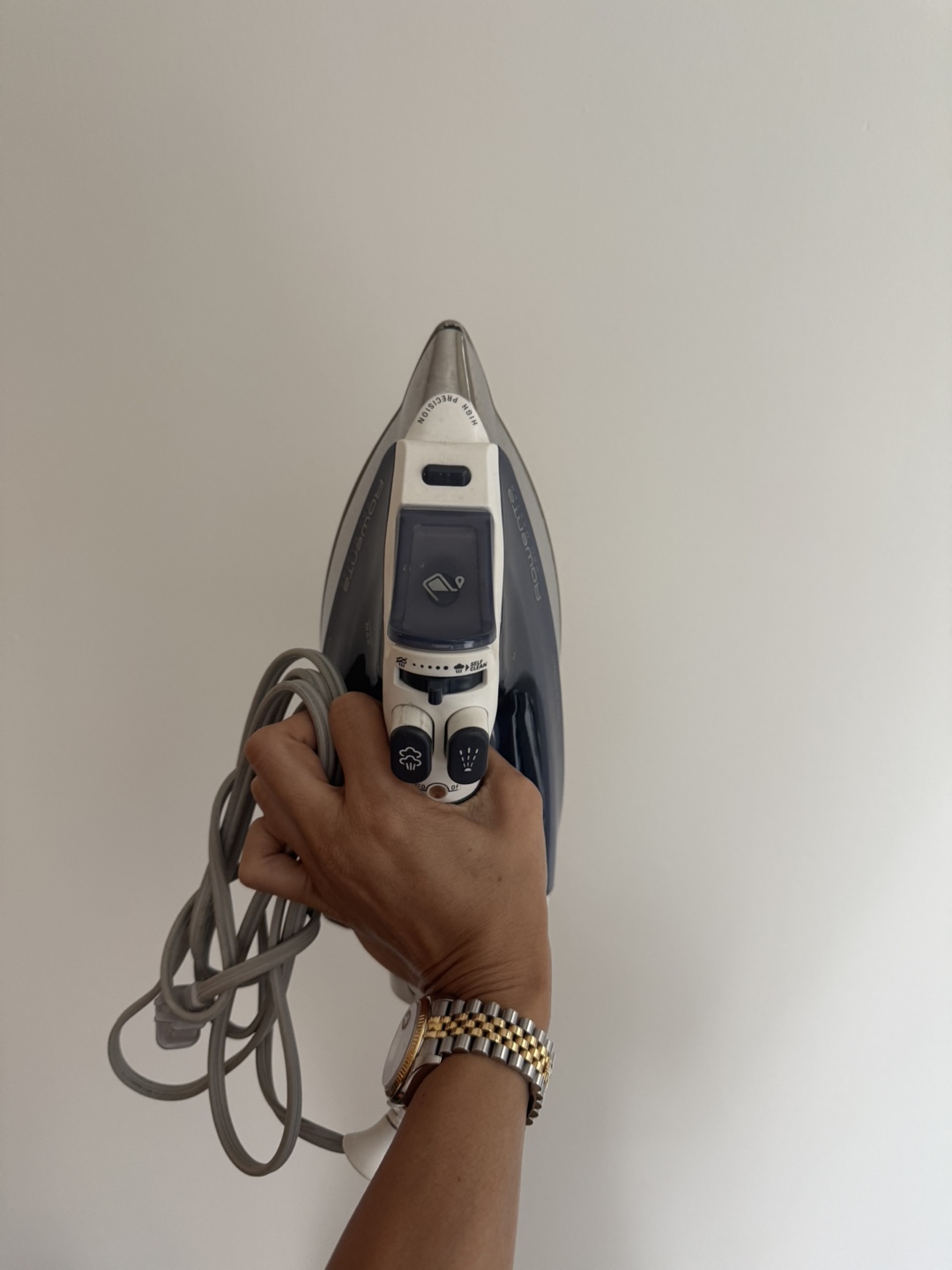 Rowenta Pro Steam Iron - photo 2