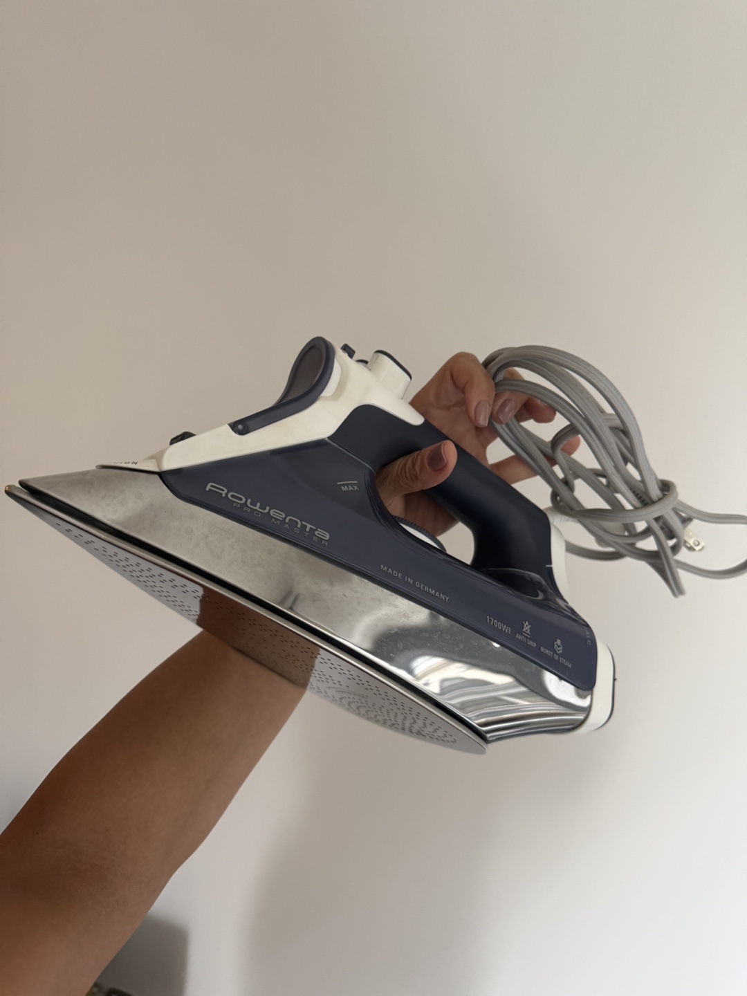 Rowenta Pro Steam Iron - photo 3