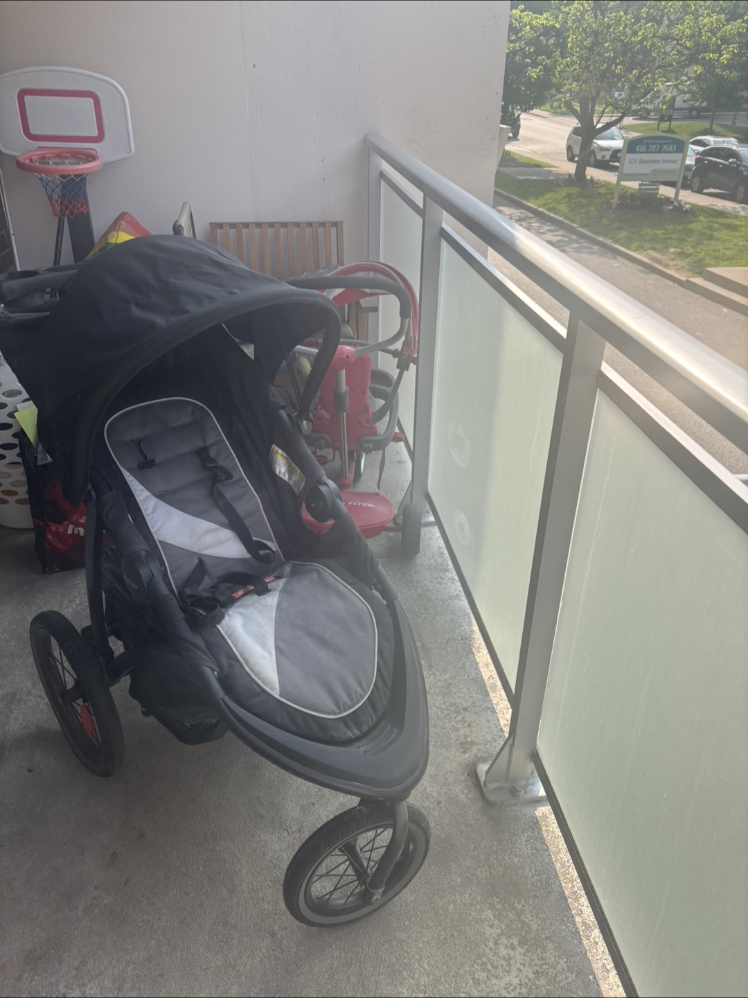 Jogging Stroller for Sale - photo 2