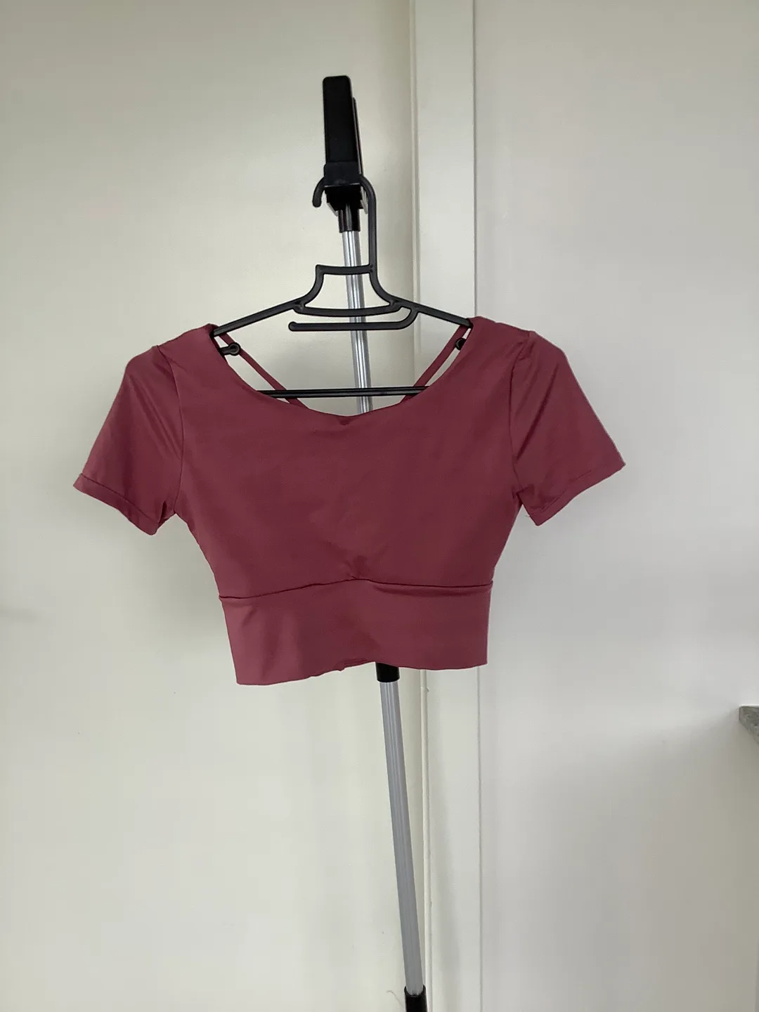 Mauve Cross-Back Active Top thumbnail
