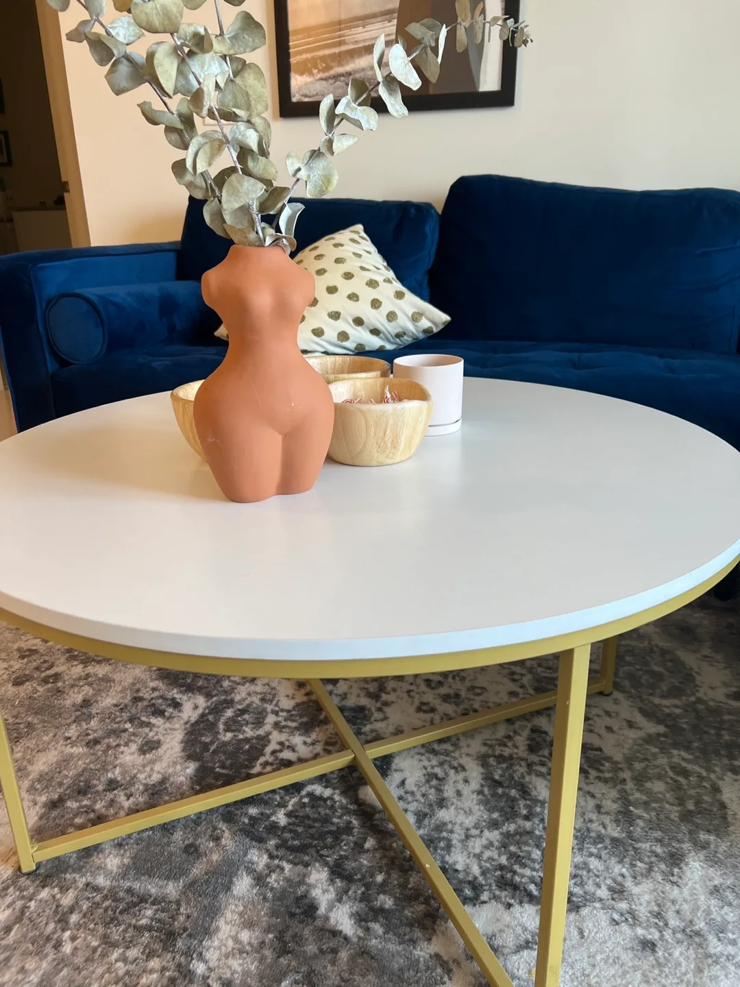 Round Coffee Table thumbnail