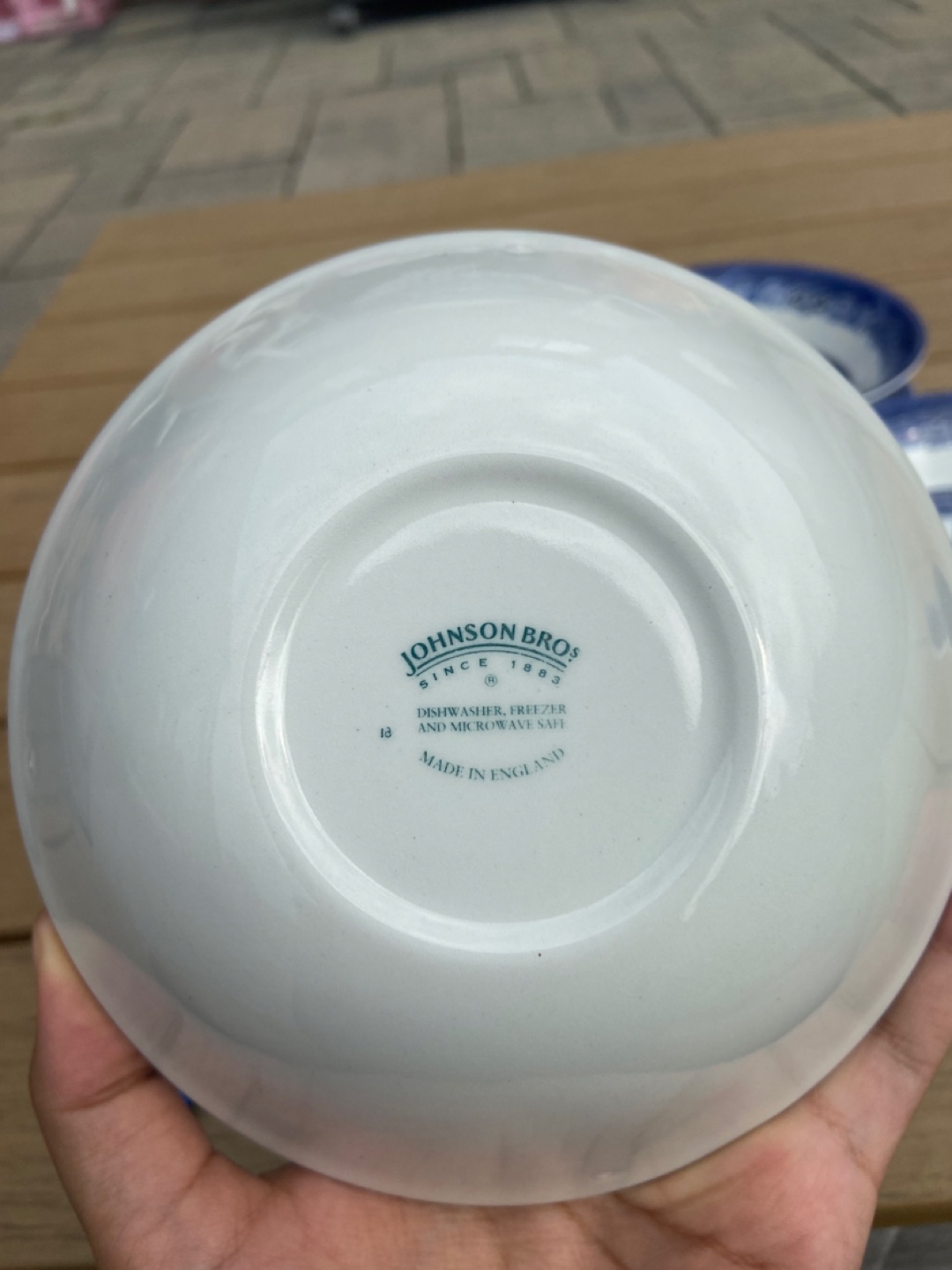 Johnson Bro 4 Plates and Bowls China Set - photo 5