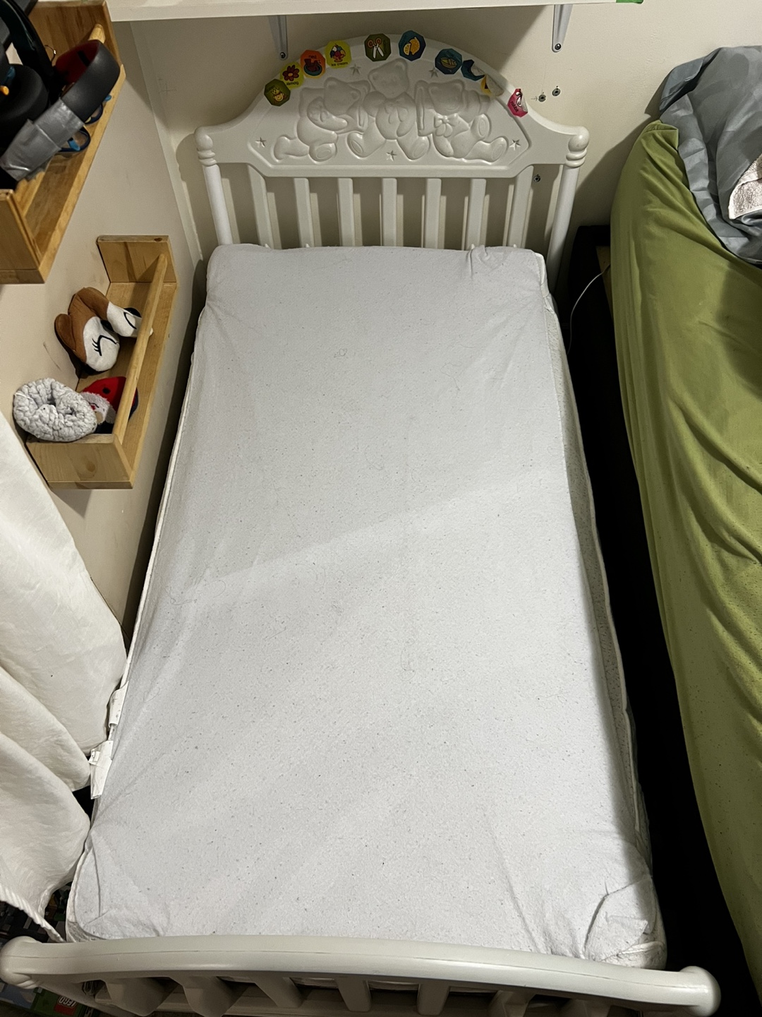 Toddler Bed with Mattress - photo 2