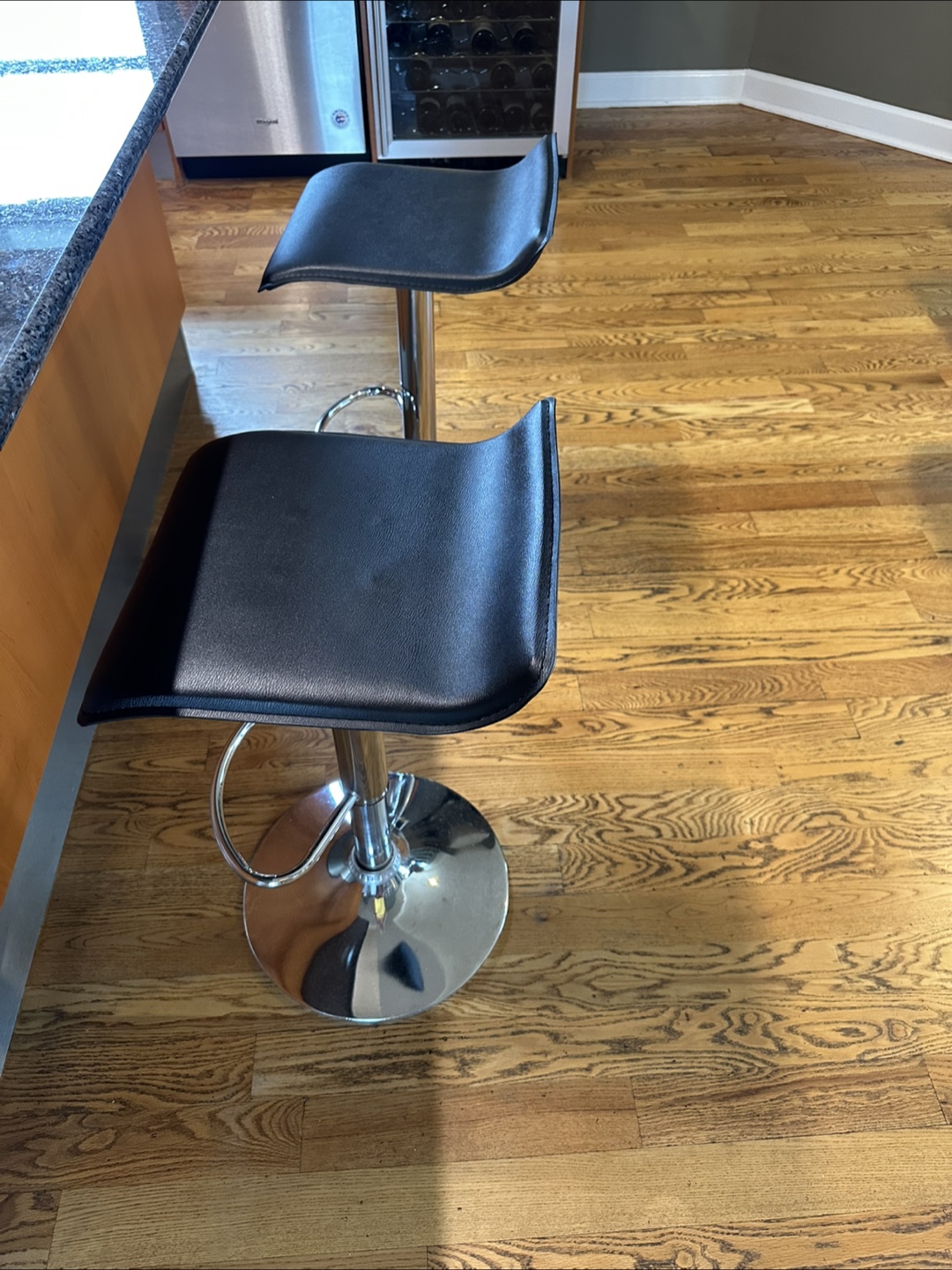 Set of 2 Black Swivel Bar Stools