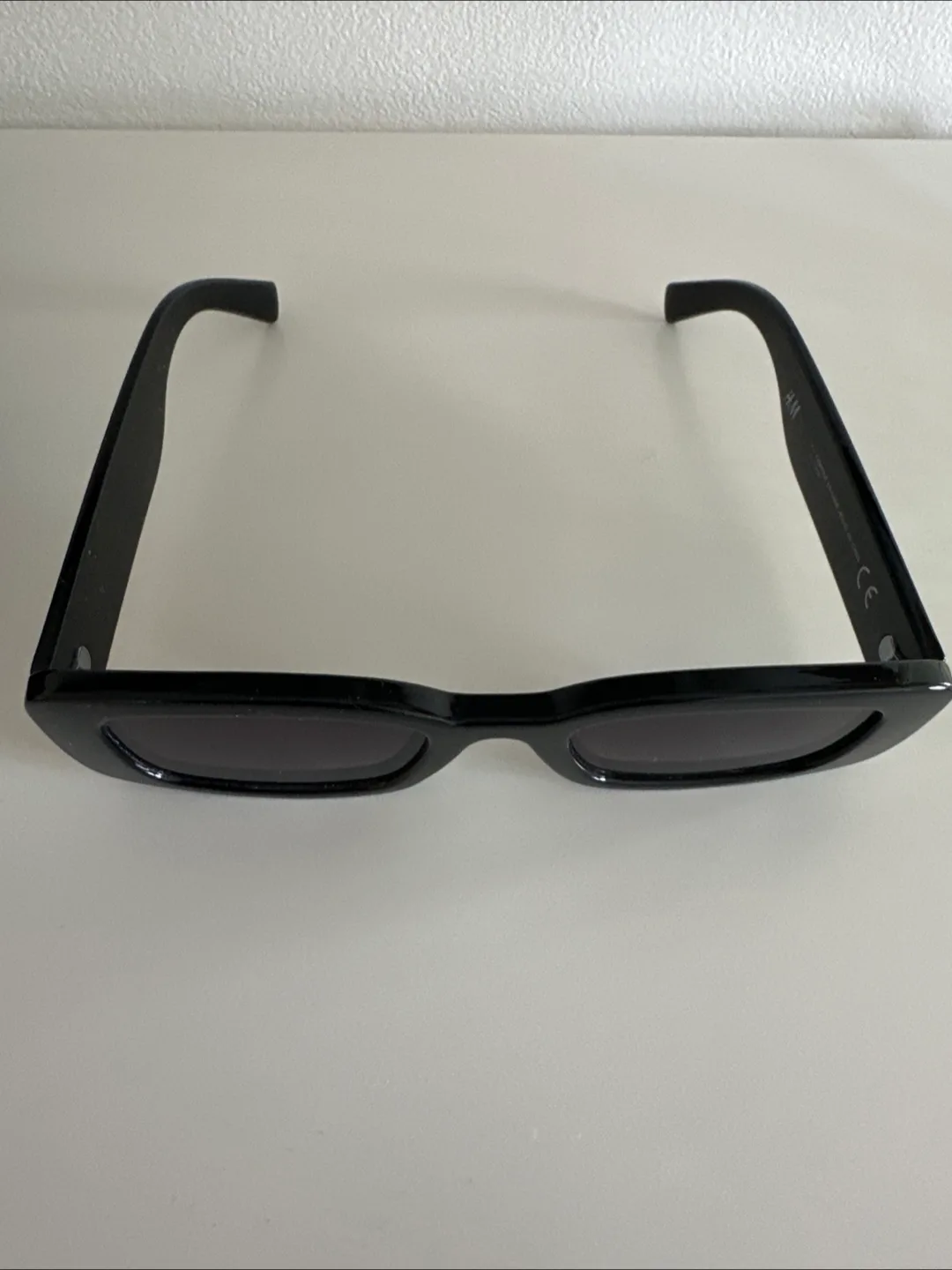 Black Sunglasses thumbnail