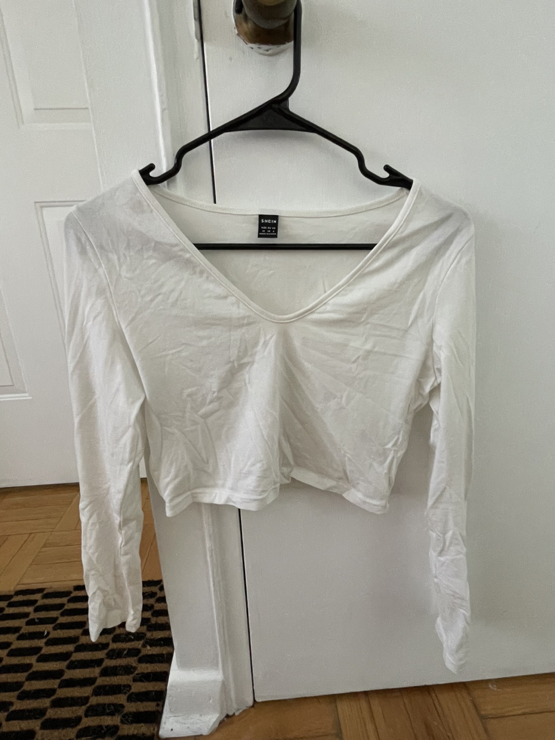 Shein White Long Sleeve Crop Top