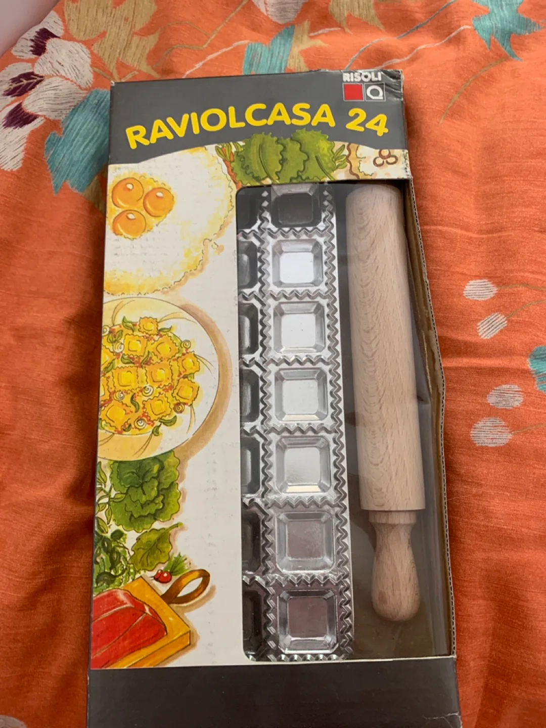Ravioli Maker with Rolling Pin thumbnail