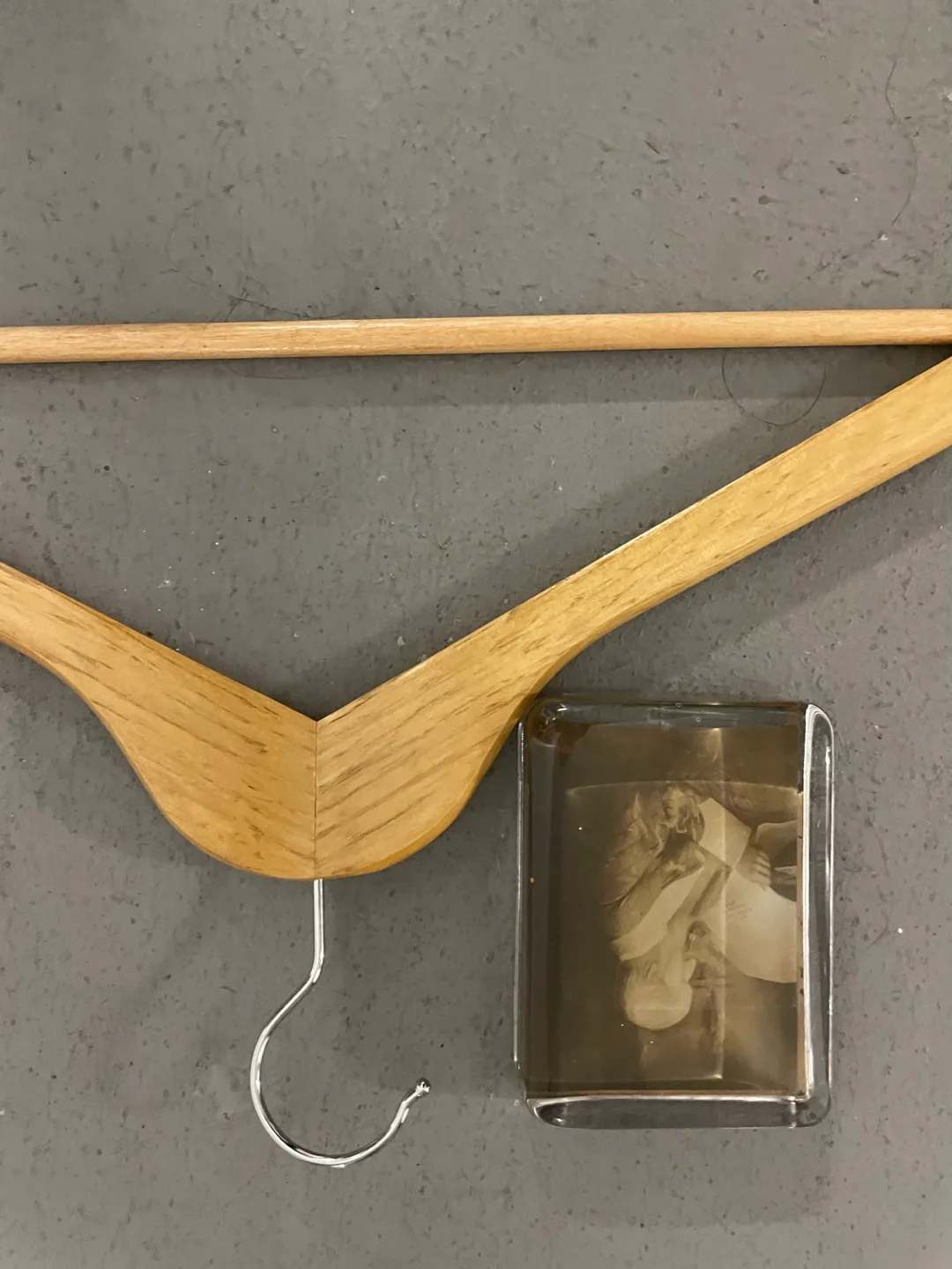 Antique Portrait Photo in  Glass Frame PAPER WEIGHT image indicator(6)