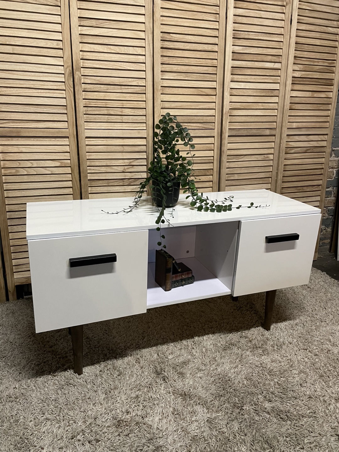Modern White TV Stand - photo 3