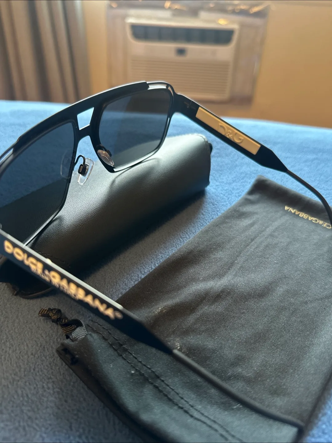 Dolce & Gabbana Sunglasses image indicator(5)