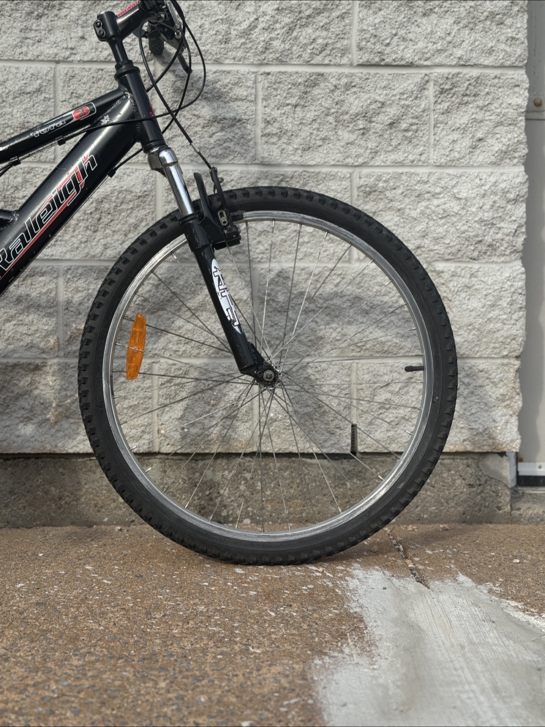 Raleigh Mountain Bike - photo 2