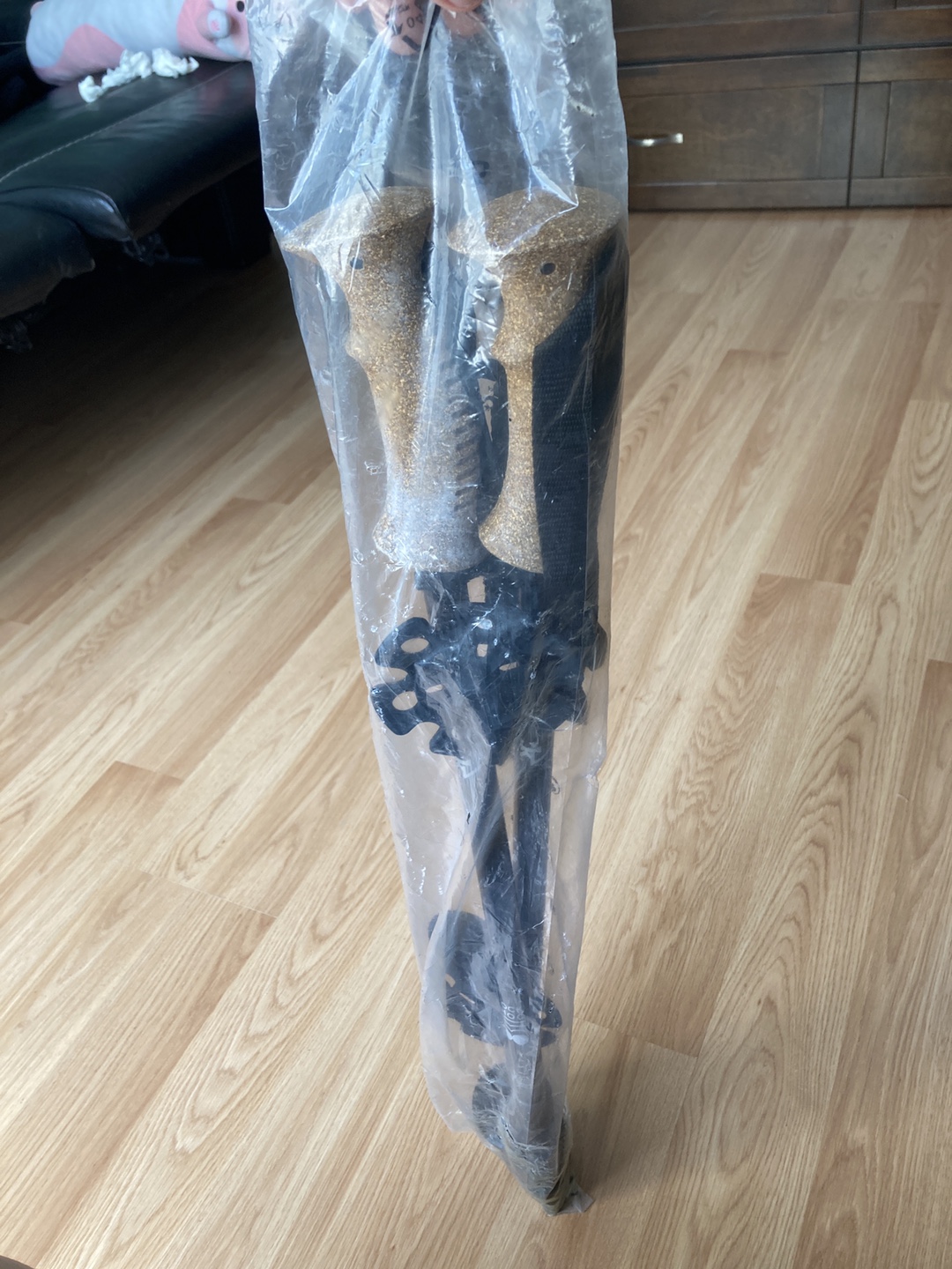 Hiking sticks  with textured handle - photo 2