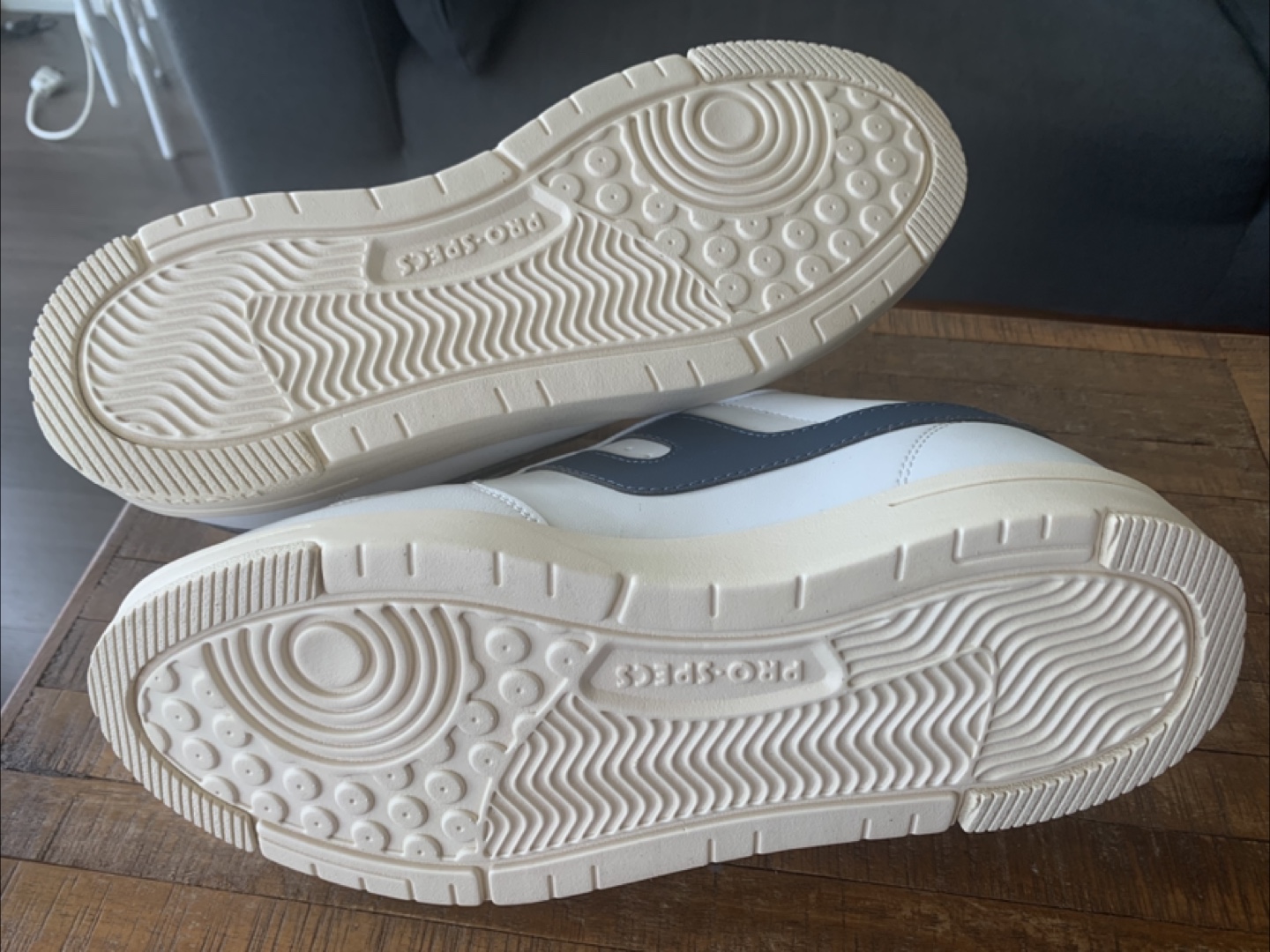 Pro-Specs Sneakers - photo 5