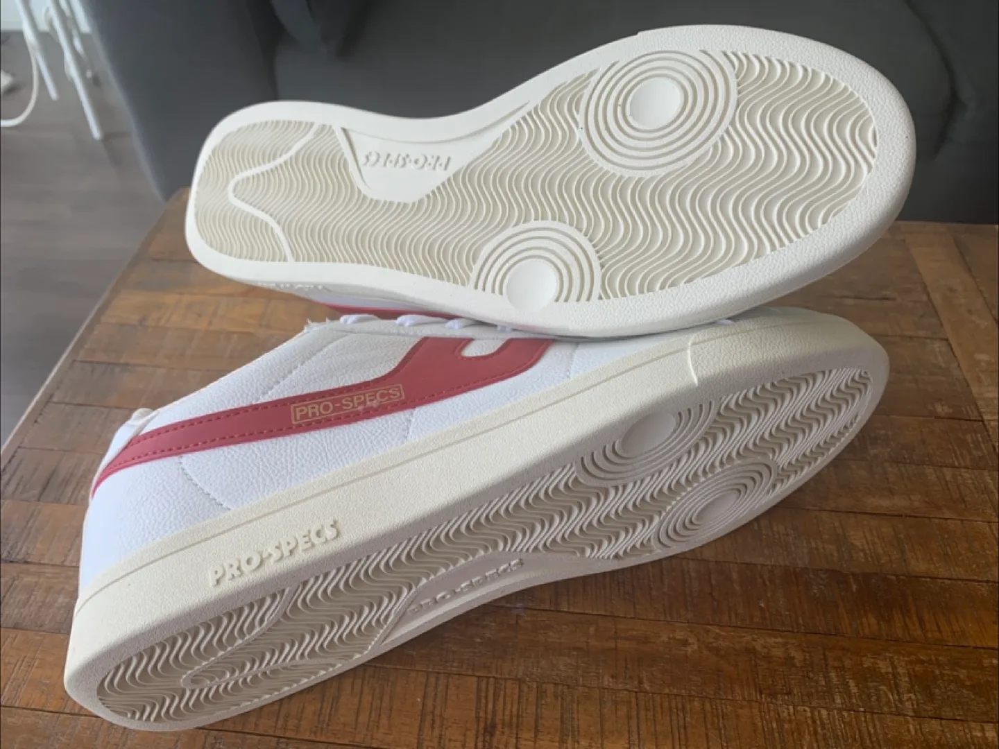 Pro-Specs Sneakers image indicator(7)