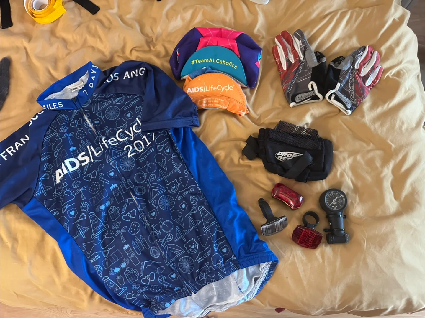 Cycling Gear Bundle 🥕 thumbnail