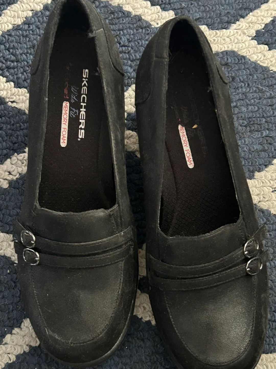 Skechers Memory Foam Slip-on Shoes🥕 thumbnail