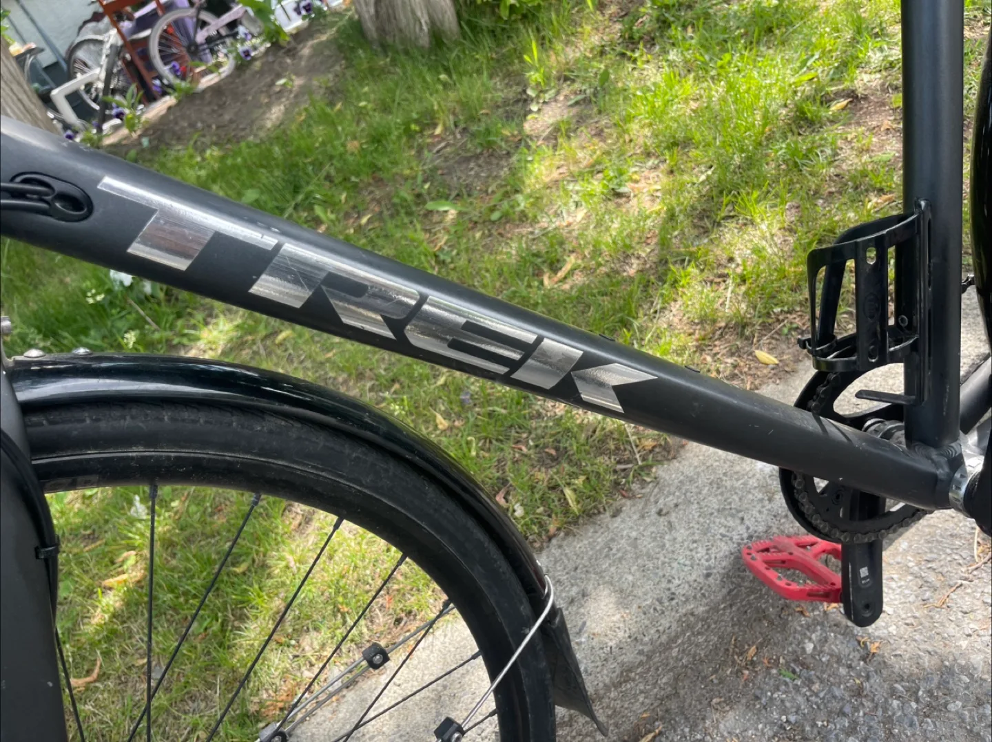 Trek Hybrid Bike image indicator(2)