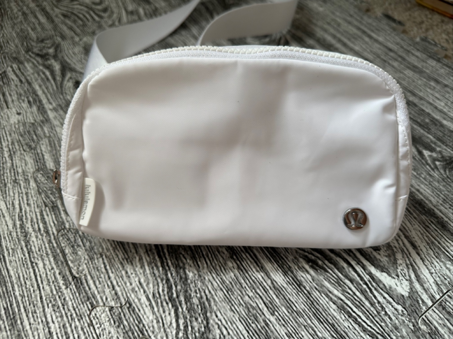Lululemon Everywhere Belt Bag - photo 2