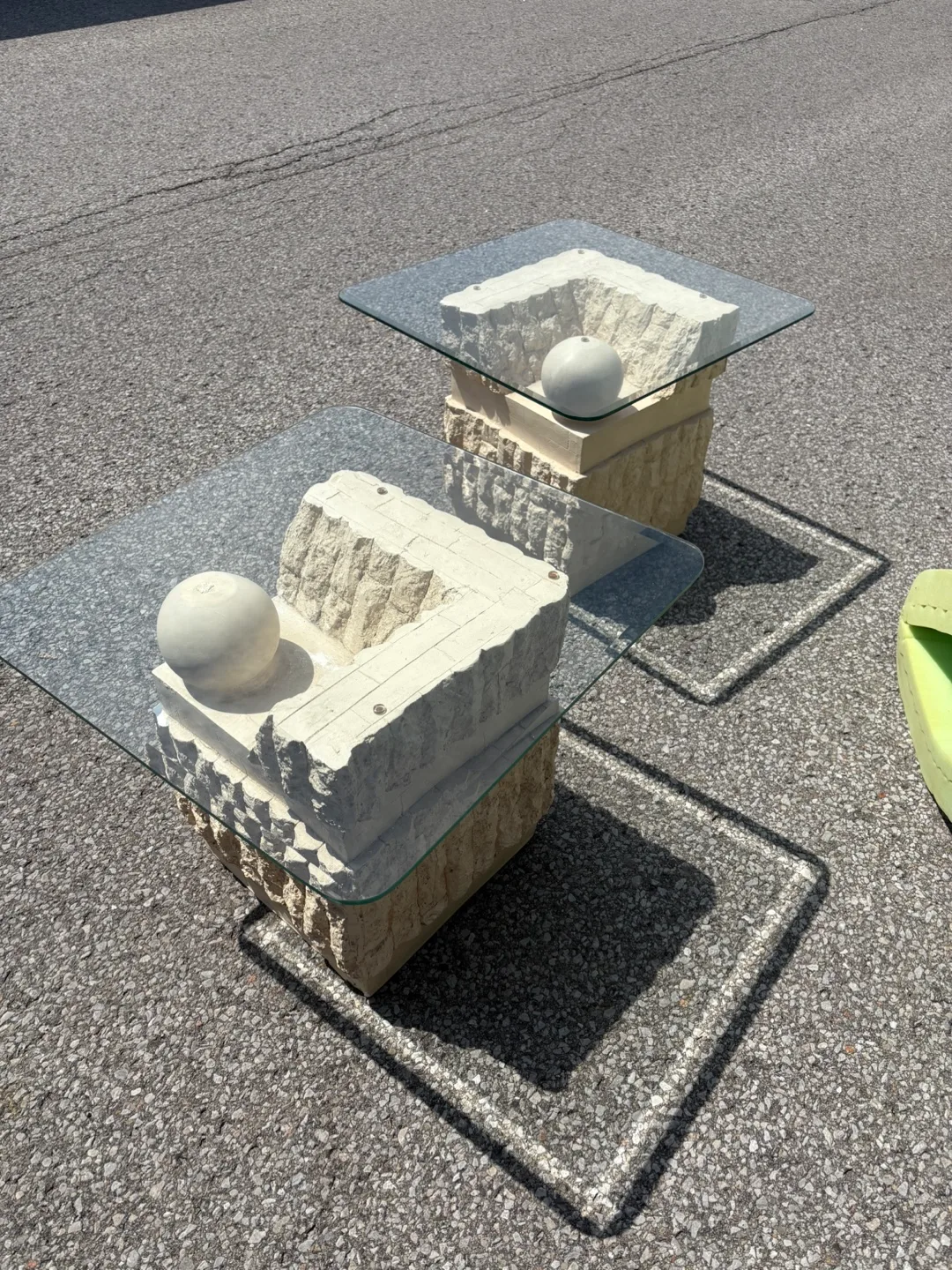 FREE DELIVERY✅• GLASS MODERN UNIQUE SIDE TABLES (2) thumbnail
