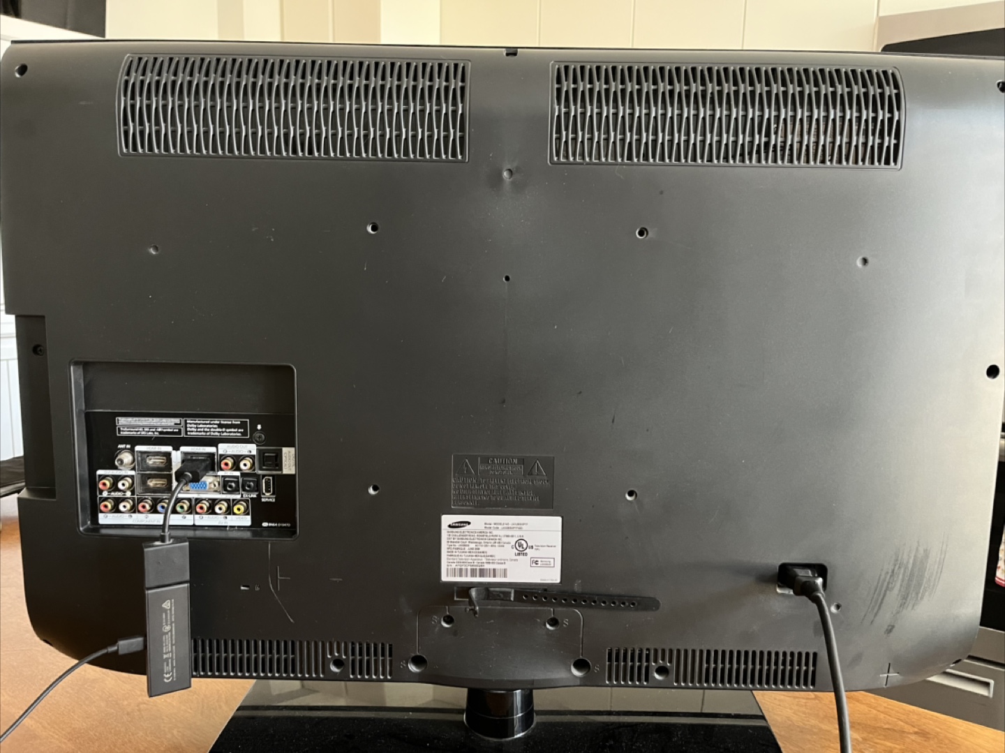 32” Samsung TV with Amazon Firestick - photo 2