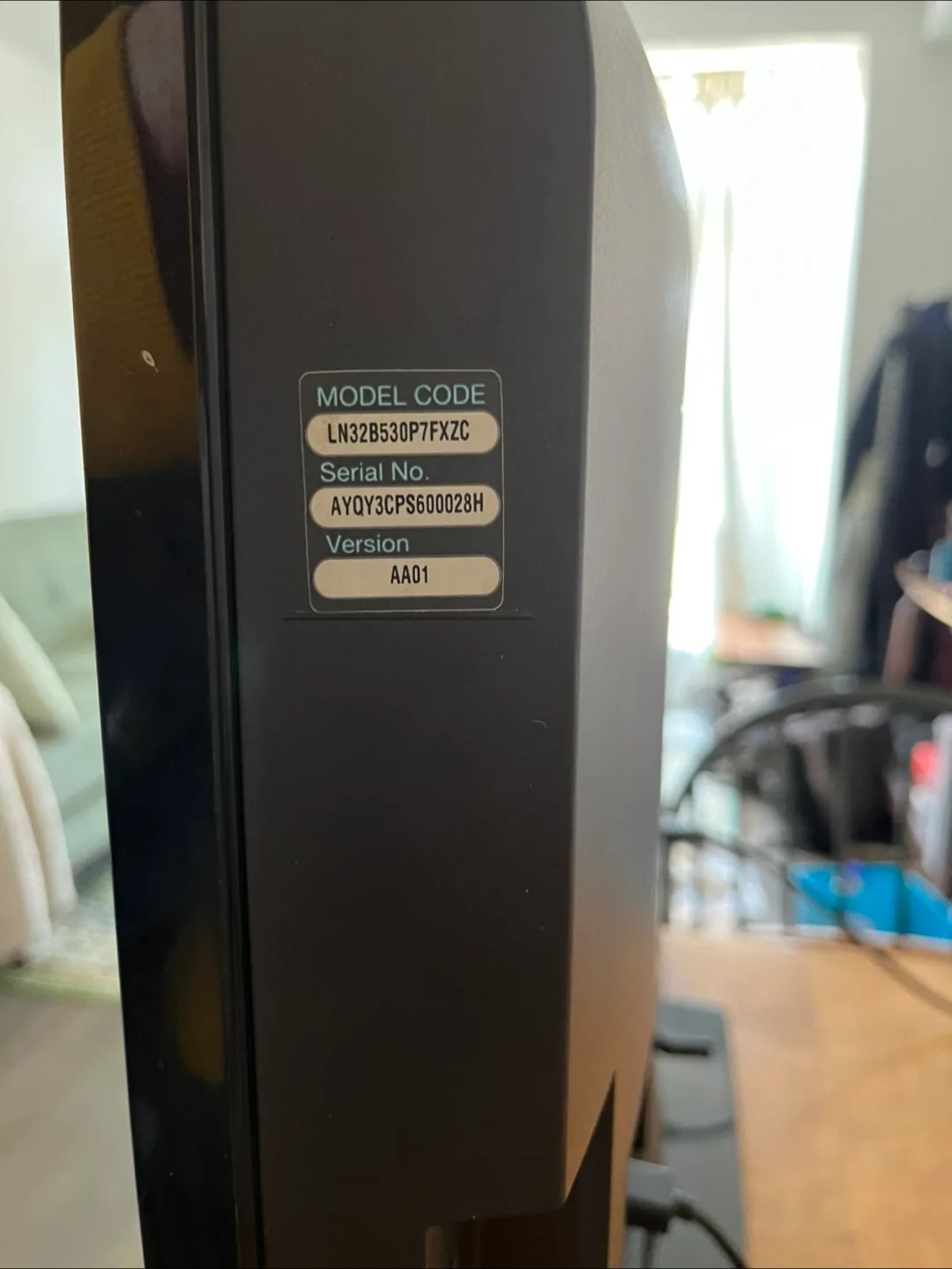 32” Samsung TV with Amazon Firestick image indicator(6)