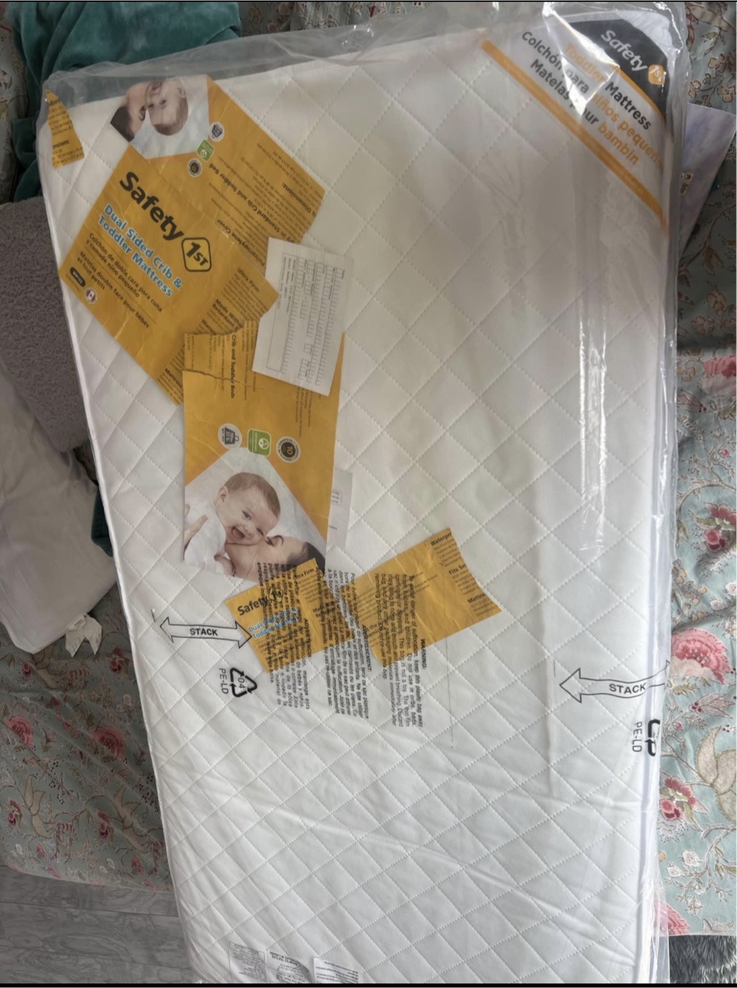 Crib with Mattress - photo 4
