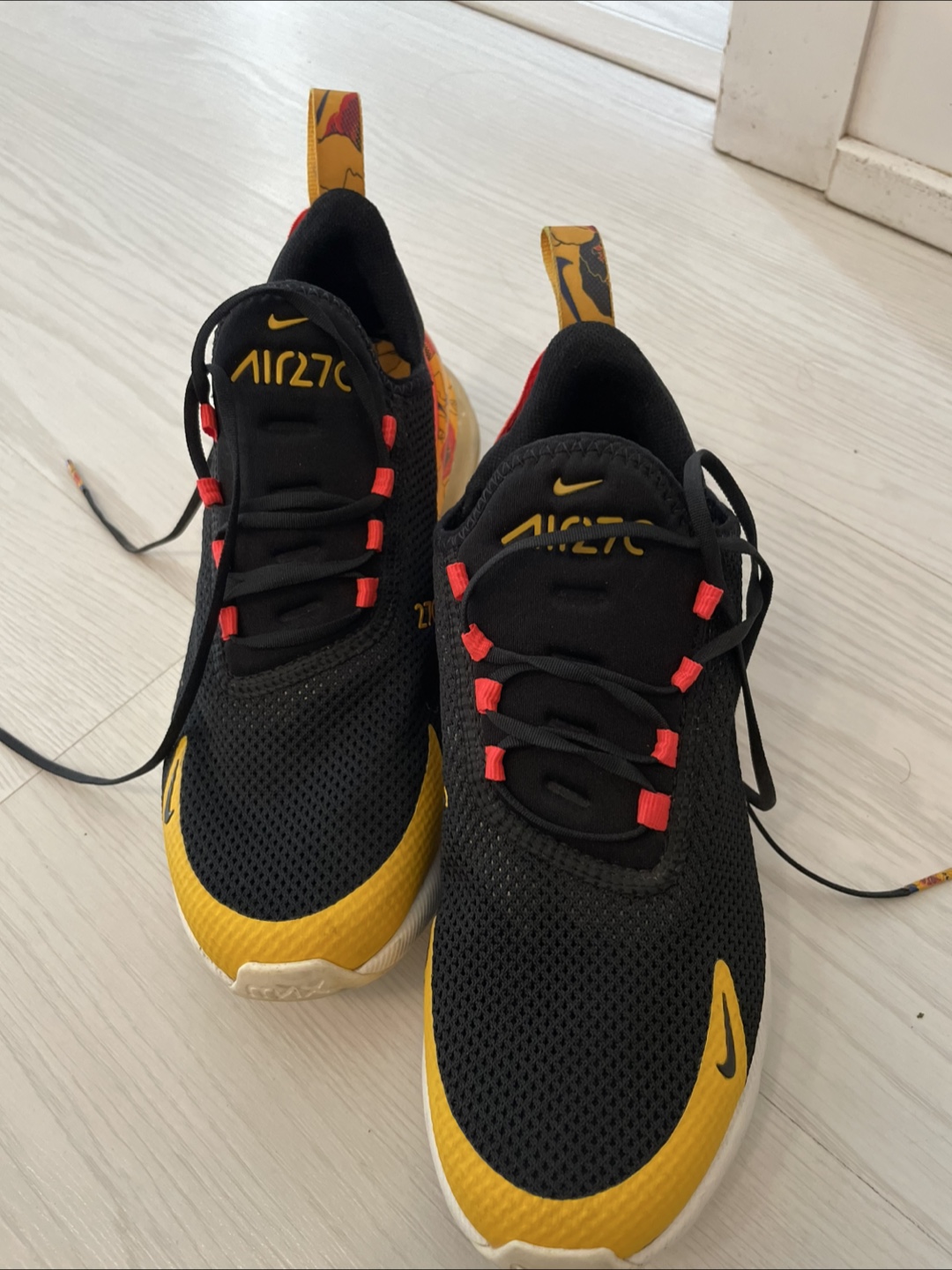 Nike Air Max 270 US 7.5/EUR 38.5 Women fits like 6.5 - photo 5