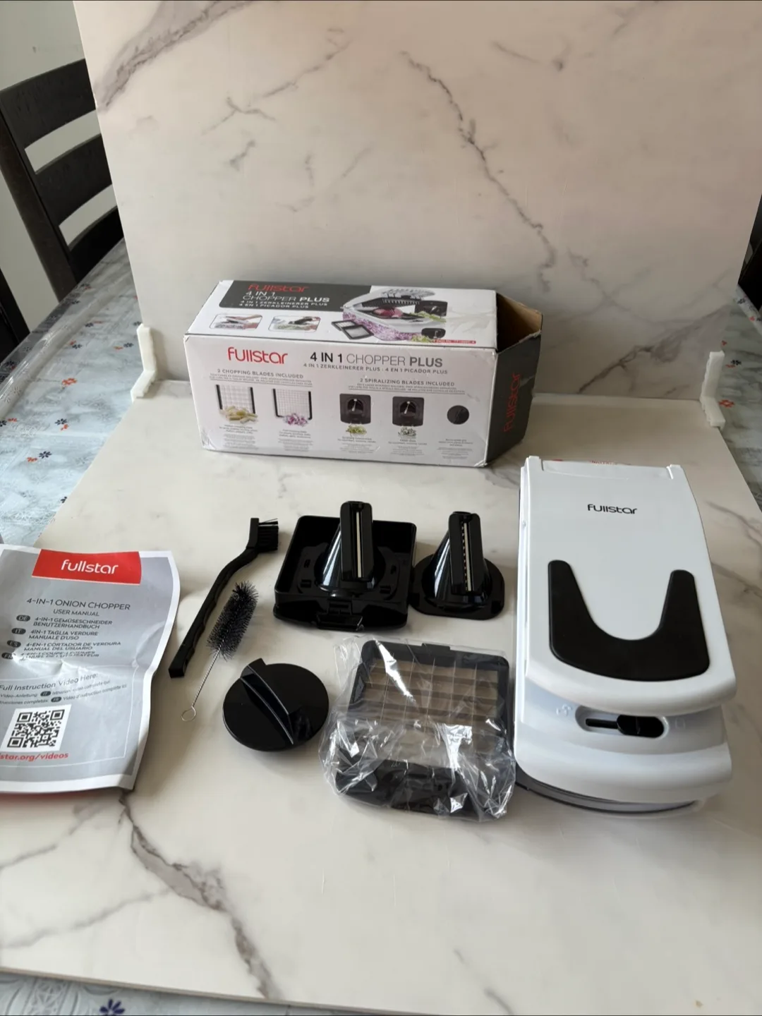 Fullstar 4-in-1 Chopper Plus | Brand New | Complete Set thumbnail