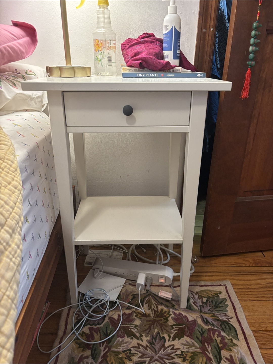 White Nightstand with Drawer