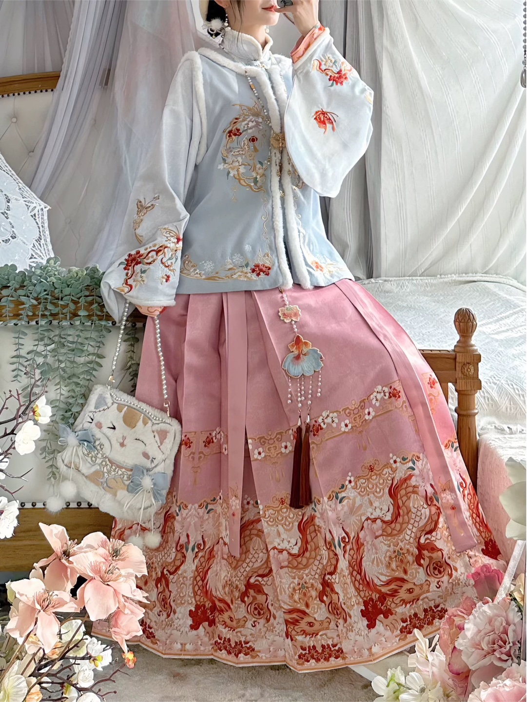 Beautiful Chinese Inspired Outfit - photo 4