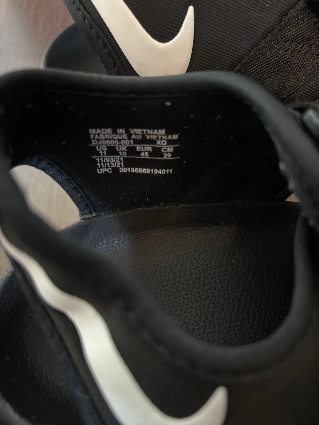 【NIKE】MEN Black Sandals（11） image indicator(2)