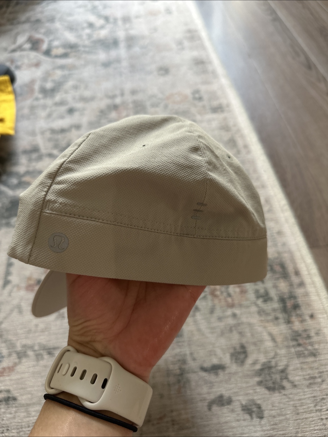 Lululemon Beige Ball Cap - photo 2