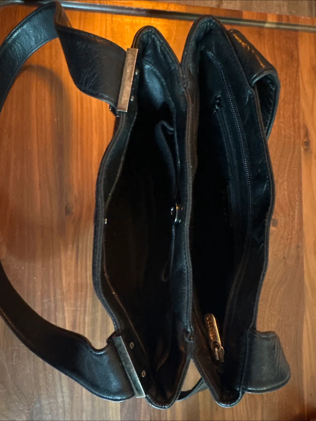 Vintage Danier Leather Purse image indicator(8)