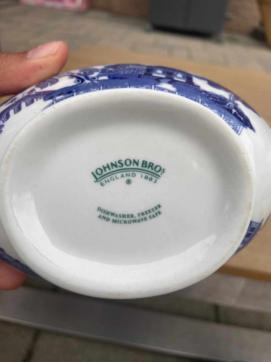 Johnson Bro Fine China Gravy Pourer and Saucer - photo 4