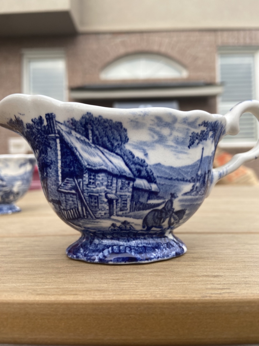James Kent Fine China Milk and Sugar Holders - photo 3