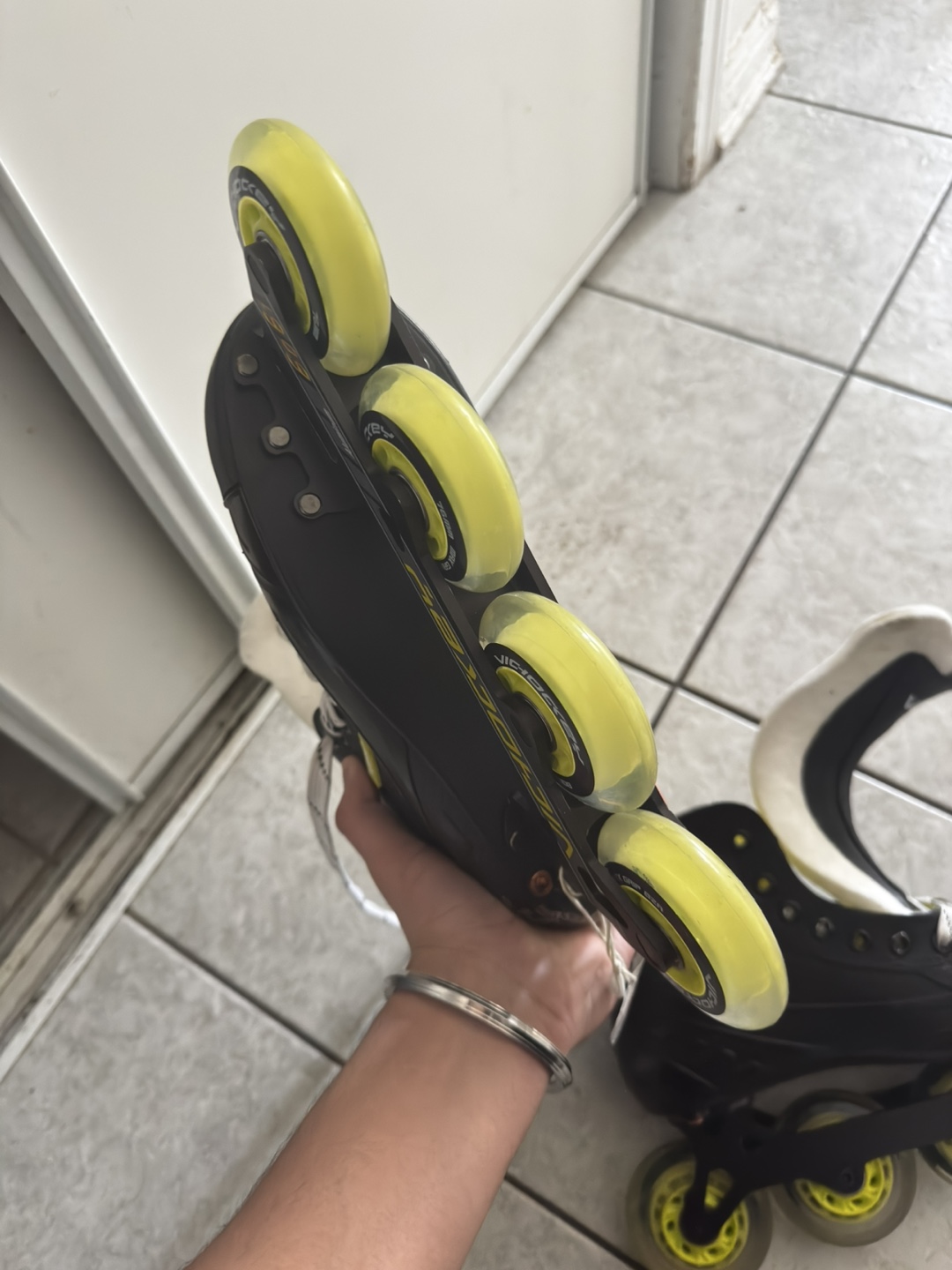 VIC Hockey Inline Skates - photo 3