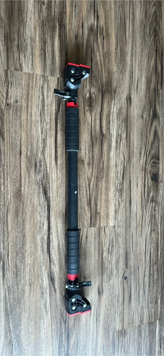 Adjustable Pull Up Bar thumbnail