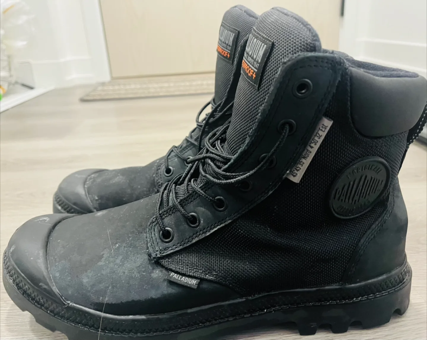 Palladium Black Boots image indicator(2)
