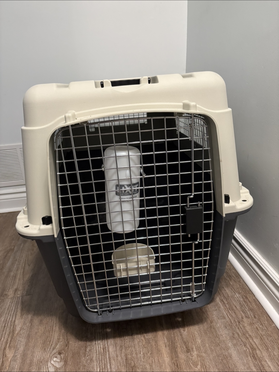 Pet Carrier - Perfect for Travel