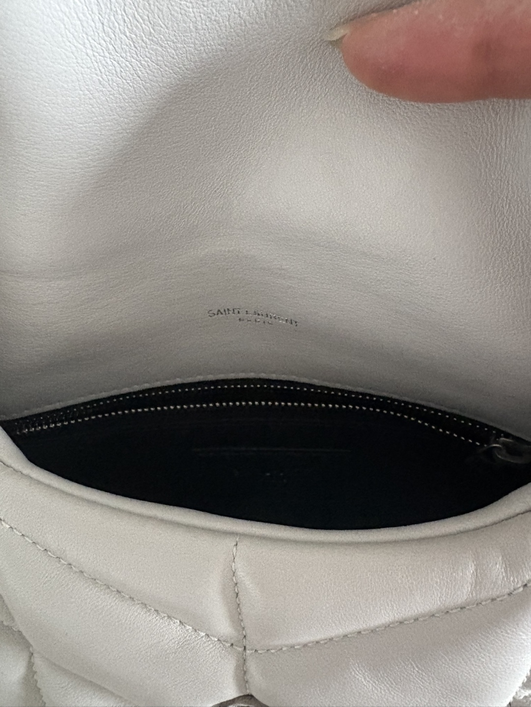 Saint Laurent Puffer Shoulder Bag - Off White - photo 4