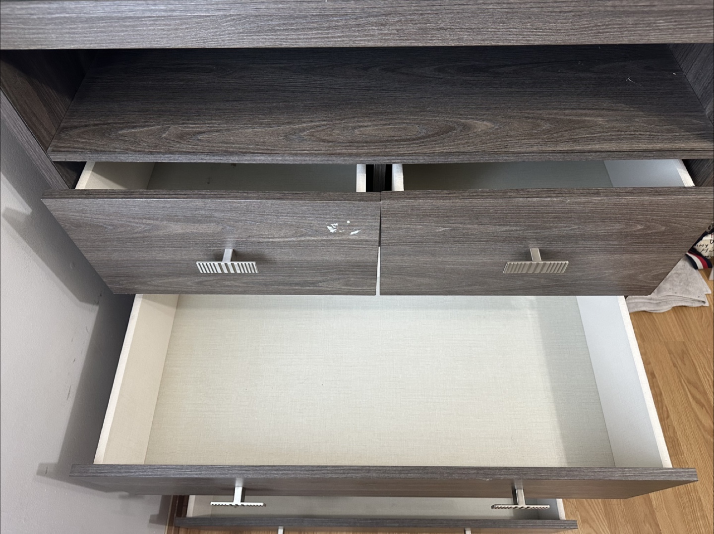 Wardrobe - photo 4