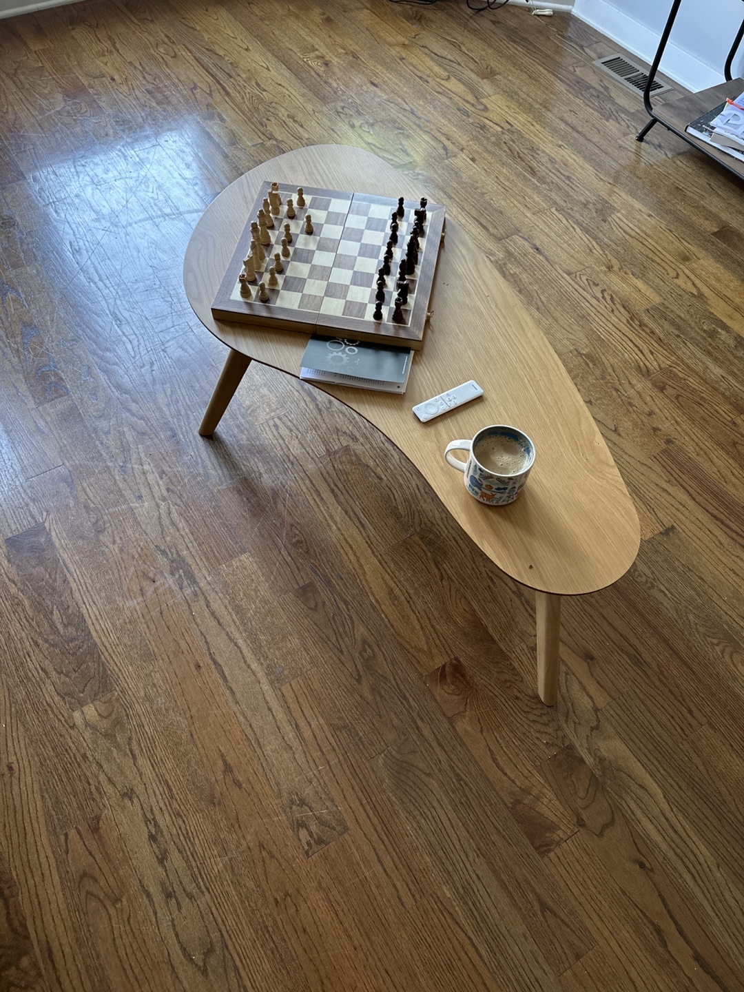 Stylish Wooden Coffee Table - photo 5