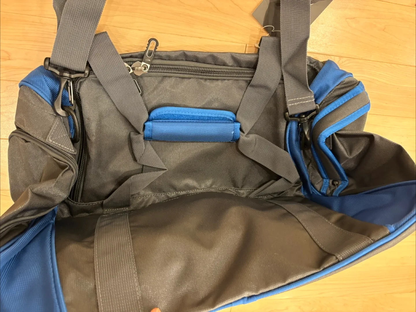 Nike Duffel Bag image indicator(4)