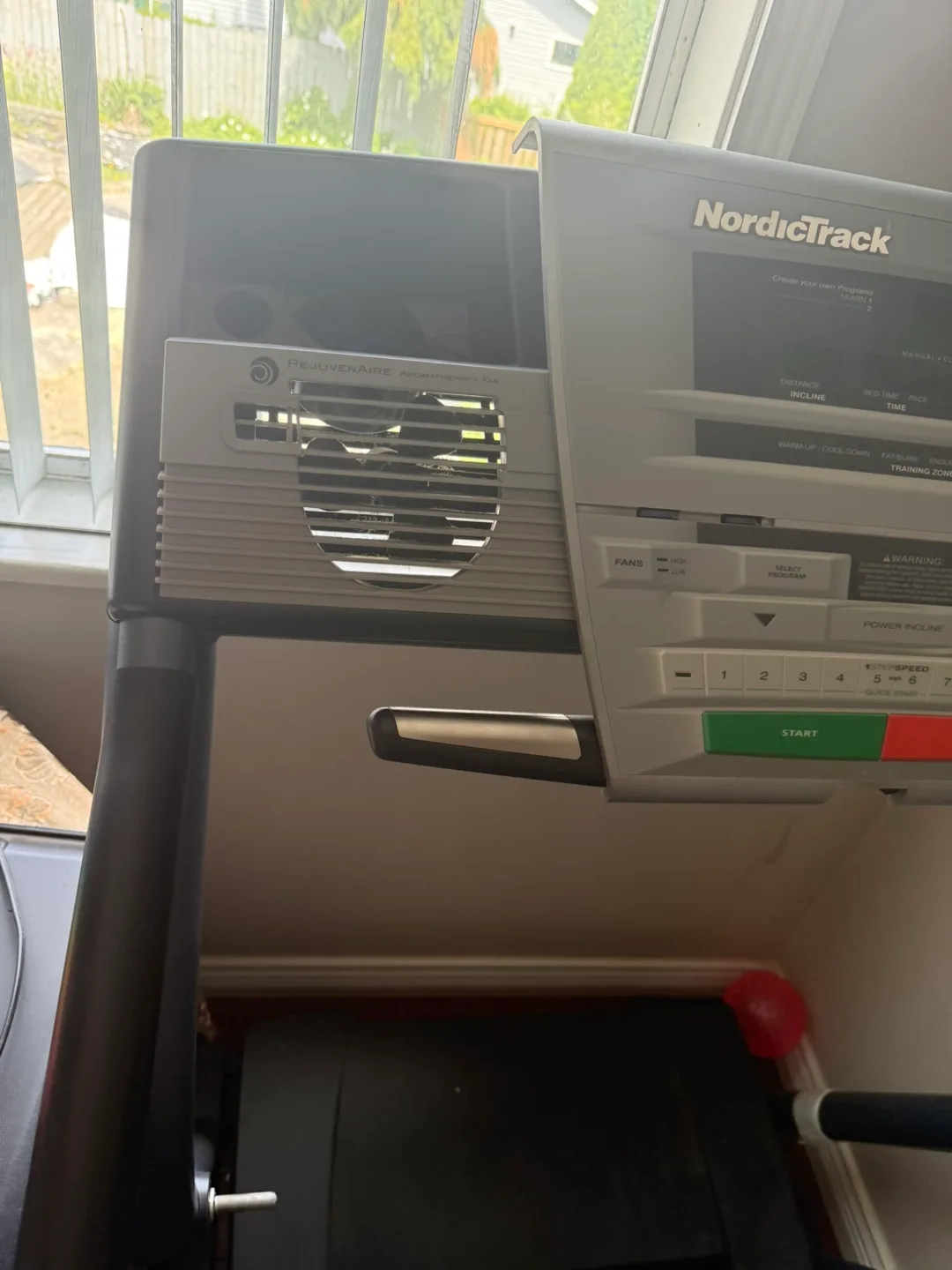 NordicTrack C 2000 Treadmill