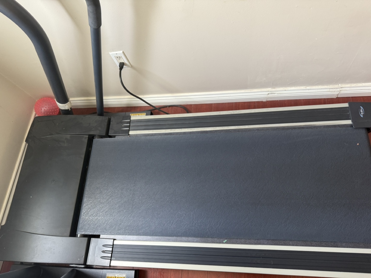 NordicTrack C 2000 Treadmill - photo 5