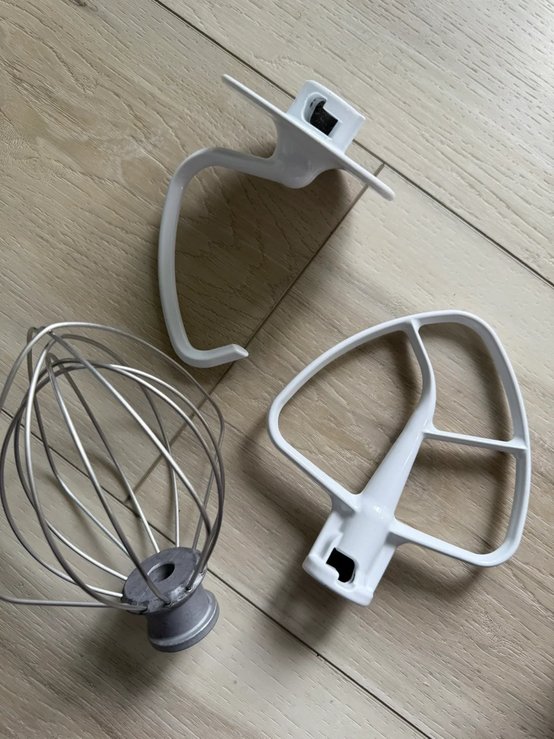 KitchenAid Ultra Power Plus Stand Mixer - Red image indicator(2)